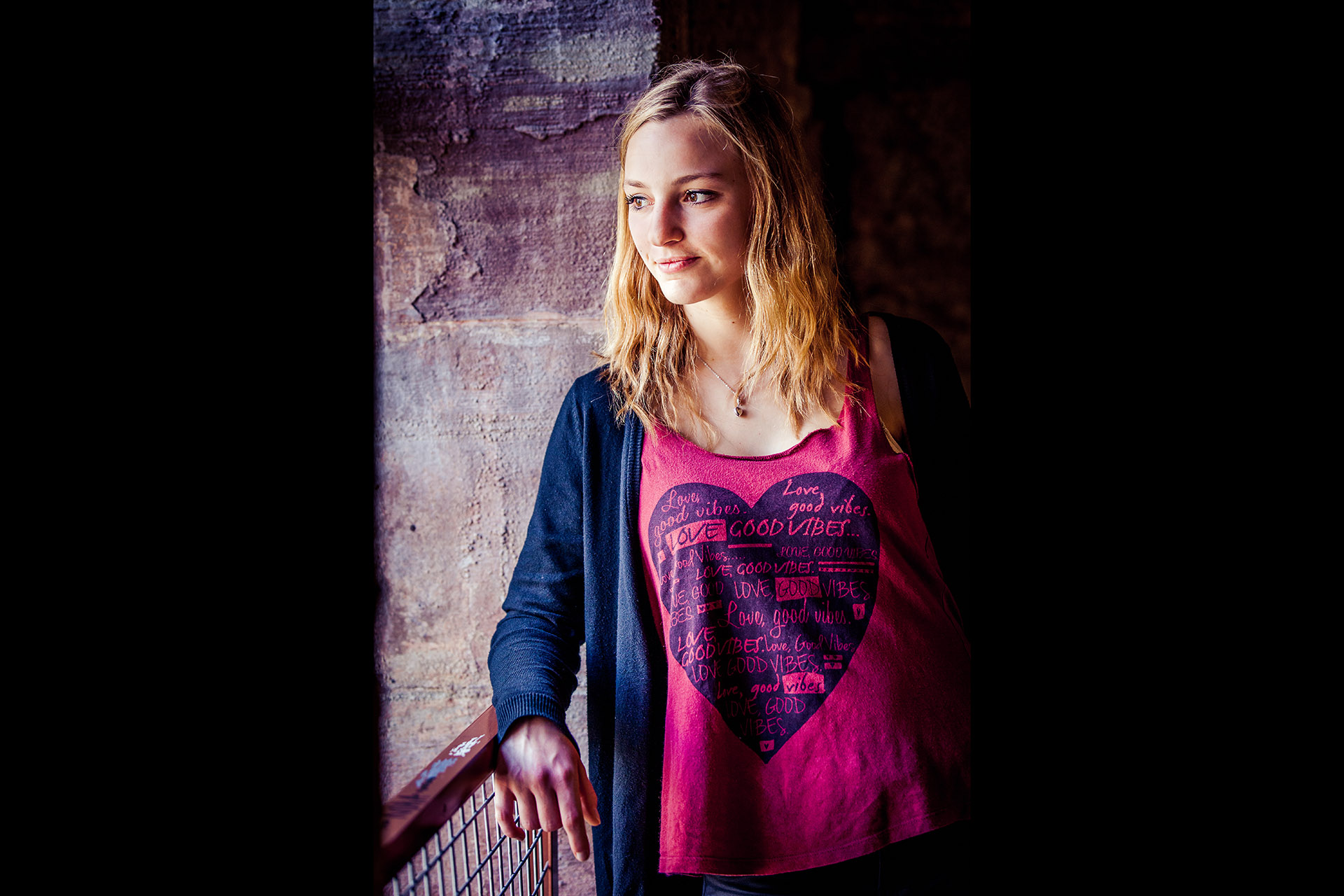 séance photo de couple à Strasbourg dans le quartier de la petite France - peRCeption l'atelier photo Renaud Couderc Strasbourg Alsace