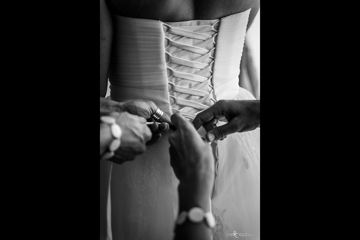 reportage de mariage - photographies préparatifs de la mariée - peRCeption l'atelier photo Renaud Couderc Strasbourg Alsace