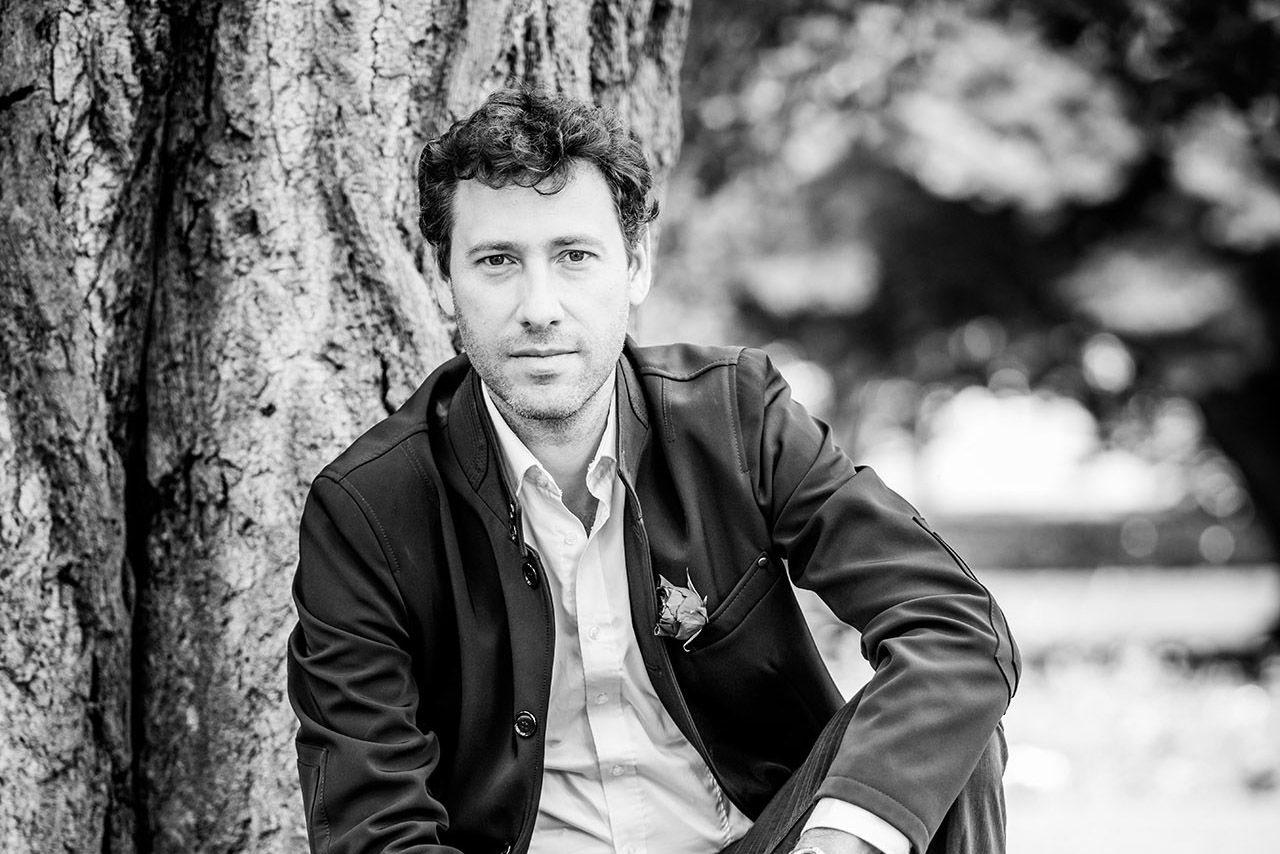 peRCeption - Renaud Couderc - séance photo en solo - Strasbourg place de la république